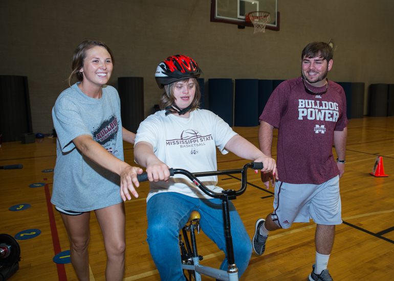 Bulldog Bike Camp helps kids with special needs