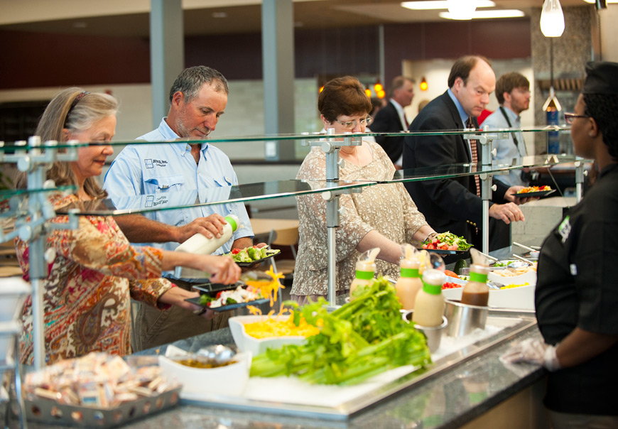 Patrons make lunch selections at MSU’s newest residential dining facility, The Fresh Food Co., which will be open each Sunday from 10:30 a.m.-1:30 p.m. beginning Aug. 23. (Photo by Russ Houston)