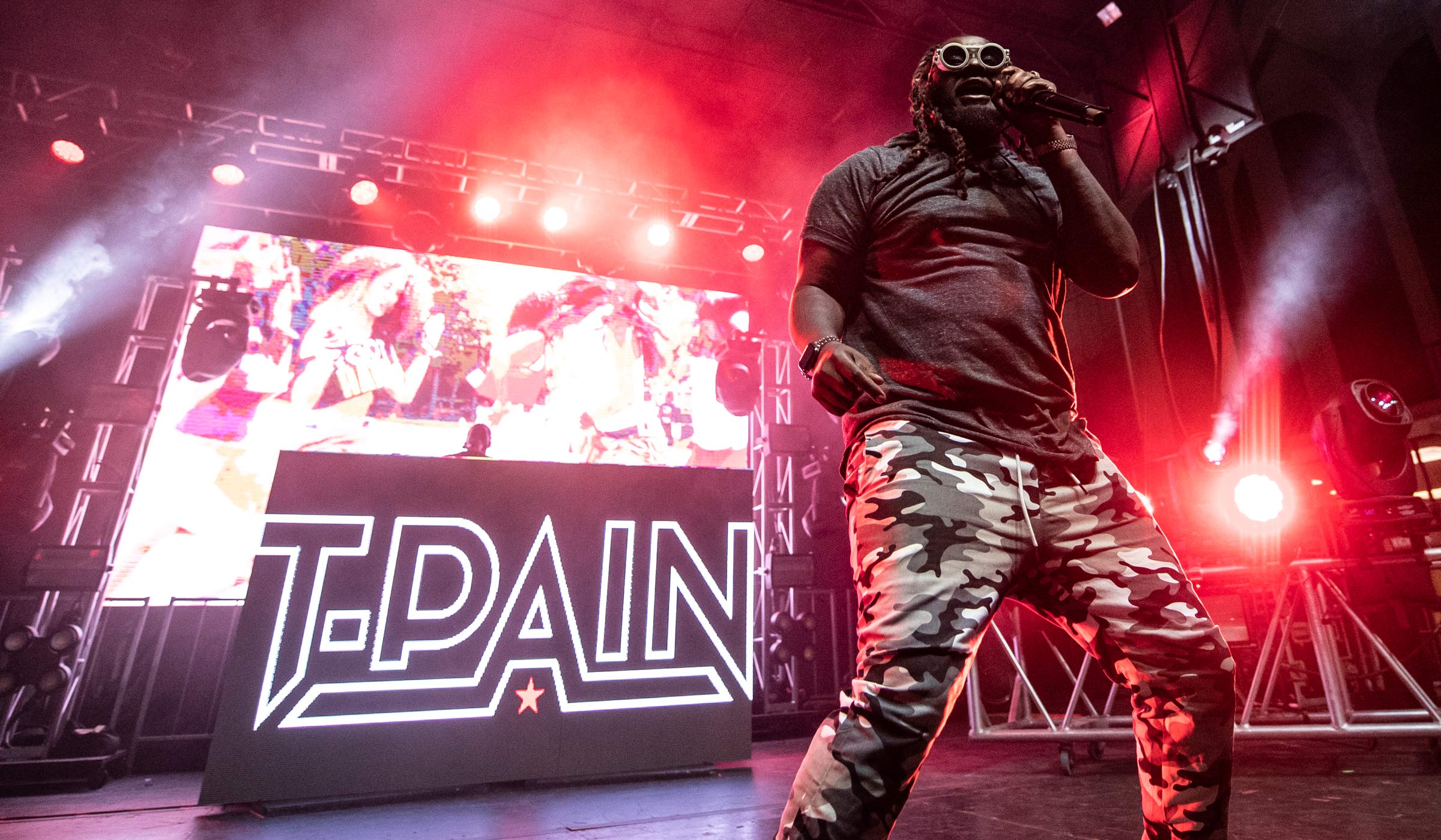 T-Pain performs for the 2019 Bulldog Bash concert on Main Street.