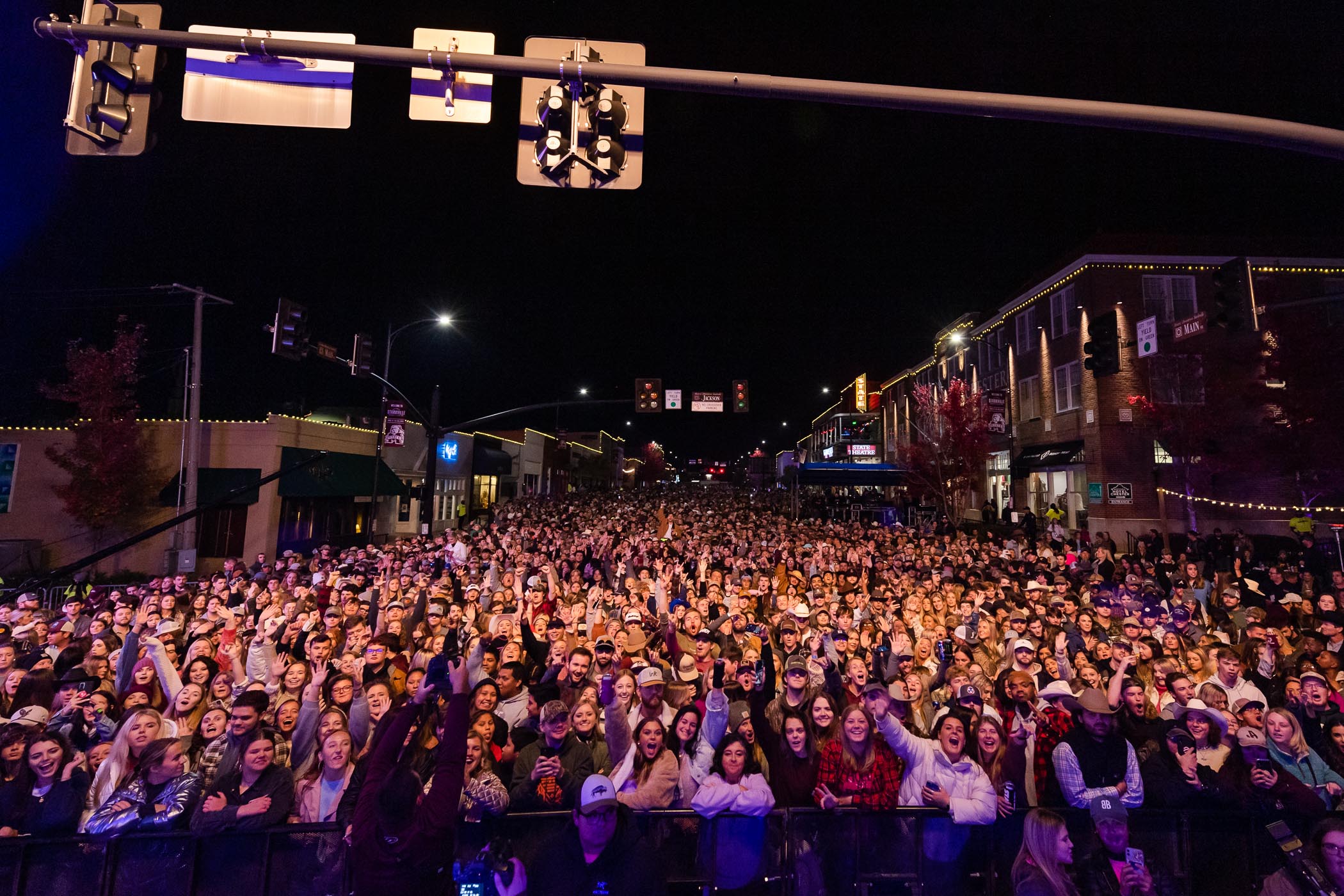 Crowd formed at Bulldog Bash