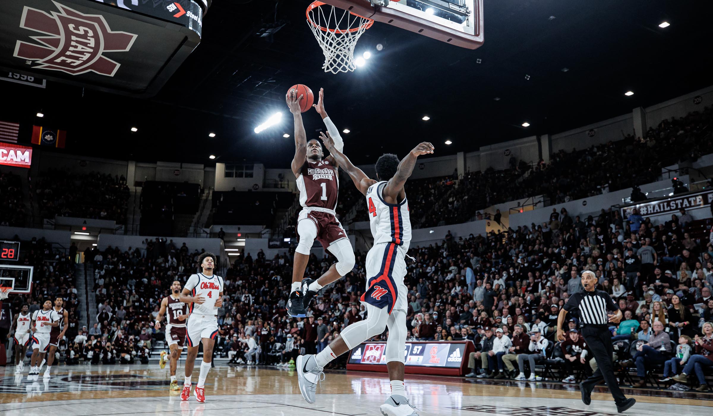 Iverson Molinar shooting a layup