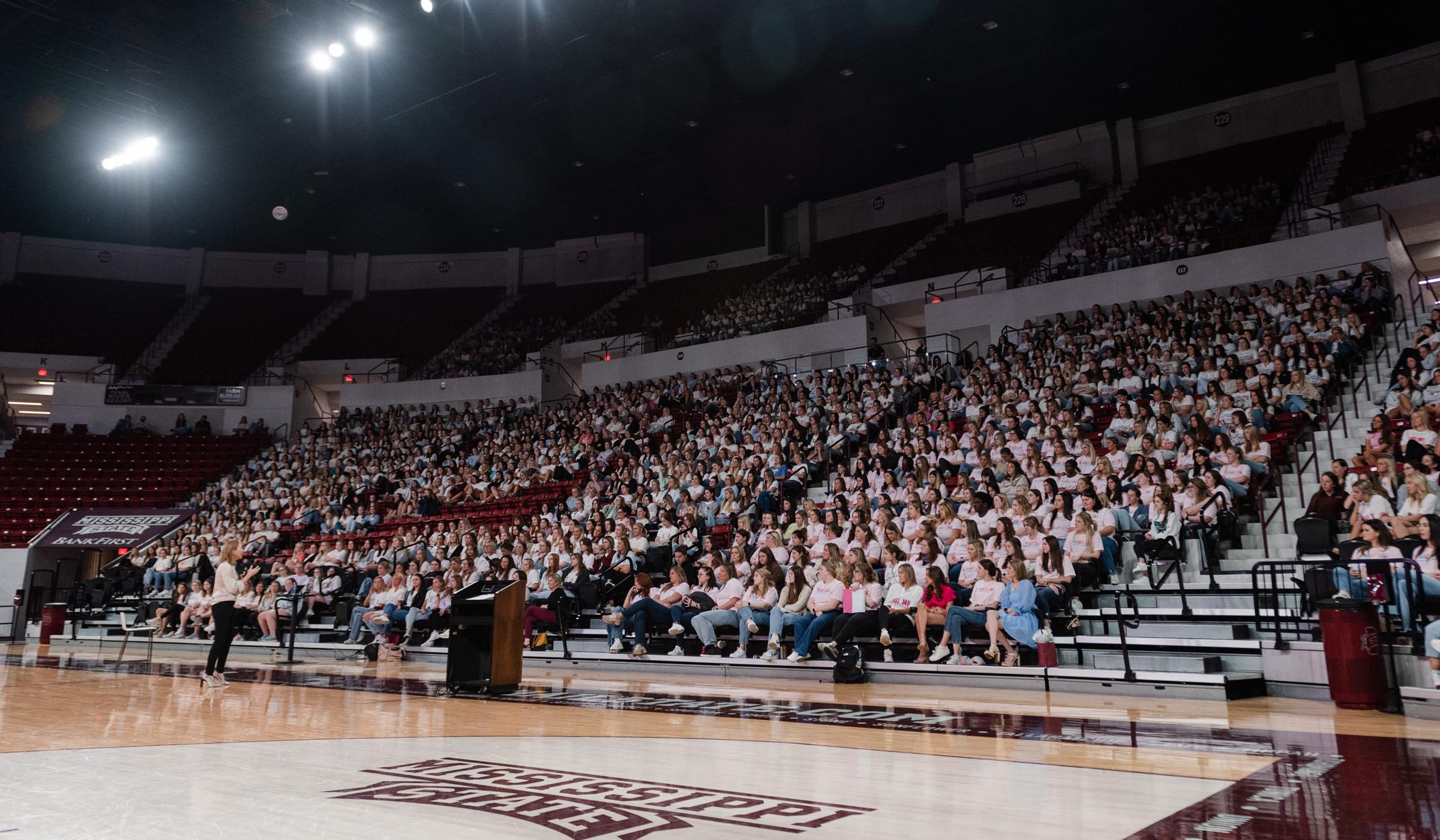 Dr. Lori Hart speaking to students about feminism.