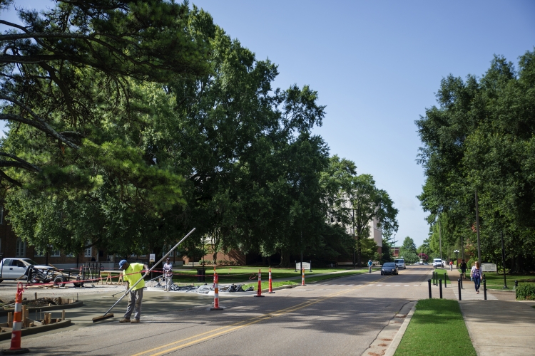 Hardy Road Construction