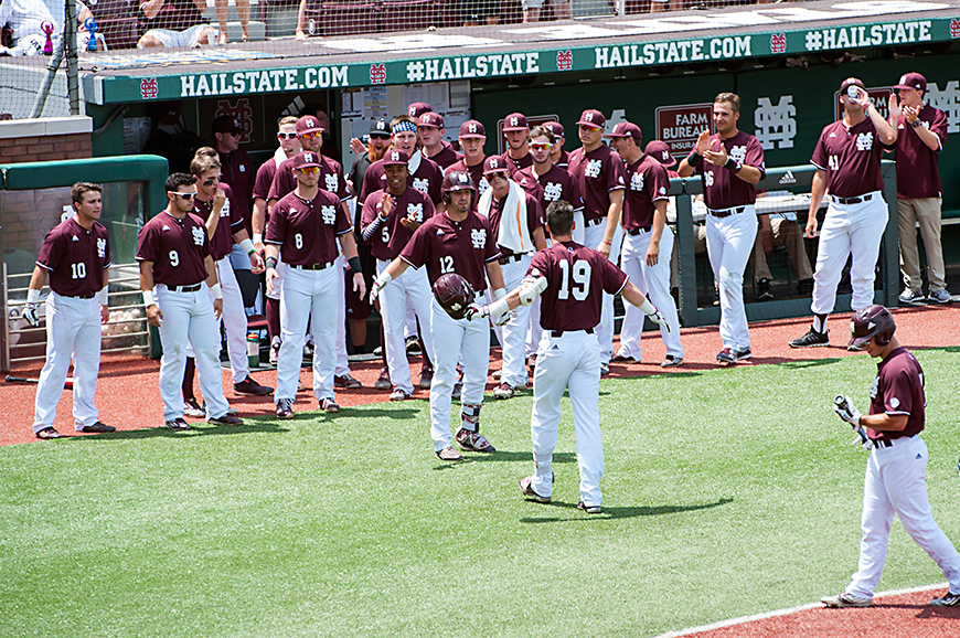 No. 4 Diamond Dawgs Sweep Starkville Regional