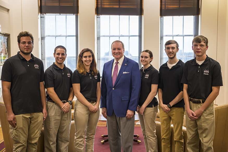 MSU President Mark Keenum with Society of American Foresters officers.