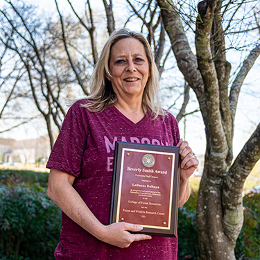 LaDonna Bullman with her award