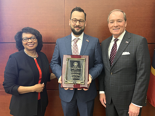 David Buys is presented with the 2023 IHL Diversity Educator of the Year Award.