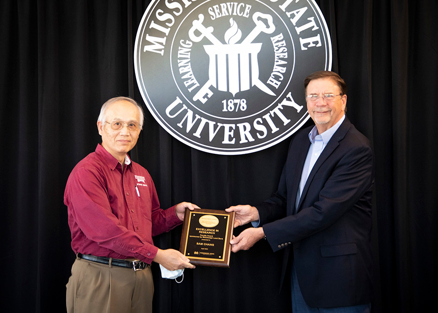 Sam Chang, Mississippi Land Bank-sponsored MAFES Excellence in Research Faculty Award winner, and Craig Shideler, president and CEO of the Mississippi Land Bank