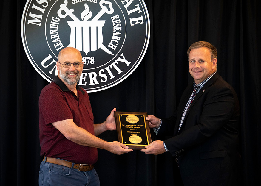 Fred Musser, CALS/MAFES Outstanding Faculty Service Award winner, and Scott Willard
