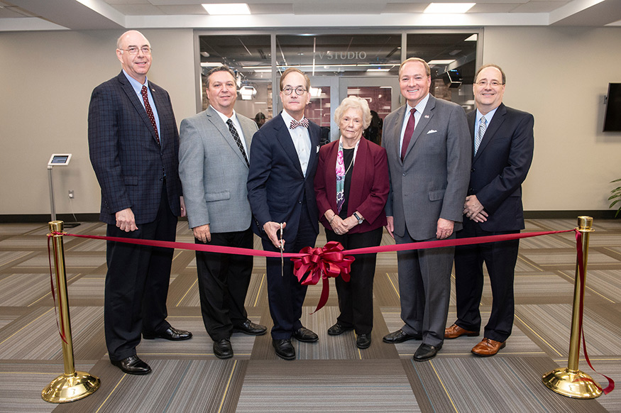 Among other features, the new MaxxSouth Digital Media Center in MSU’s Mitchell Memorial Library offers an extended makerspace and multi-media lab with die cut machines, a heat press, 3D printers, two sewing machines, and supplies for crafts, hand sewing, knitting, cross stitching, building, modeling and more. 