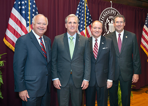 Current and former members of the U.S. House of Representatives gather for a picture with MSU President Mark E. Keenum while on campus to celebrate the donation of U.S. Rep. Gregg Harper’s congressional papers to MSU Libraries. Pictured, from left, is former U.S. Rep. Josiah “Jo” Robbins Bonner Jr., House Majority Leader Kevin McCarthy, Keenum and Harper. (Photo by Megan Bean)