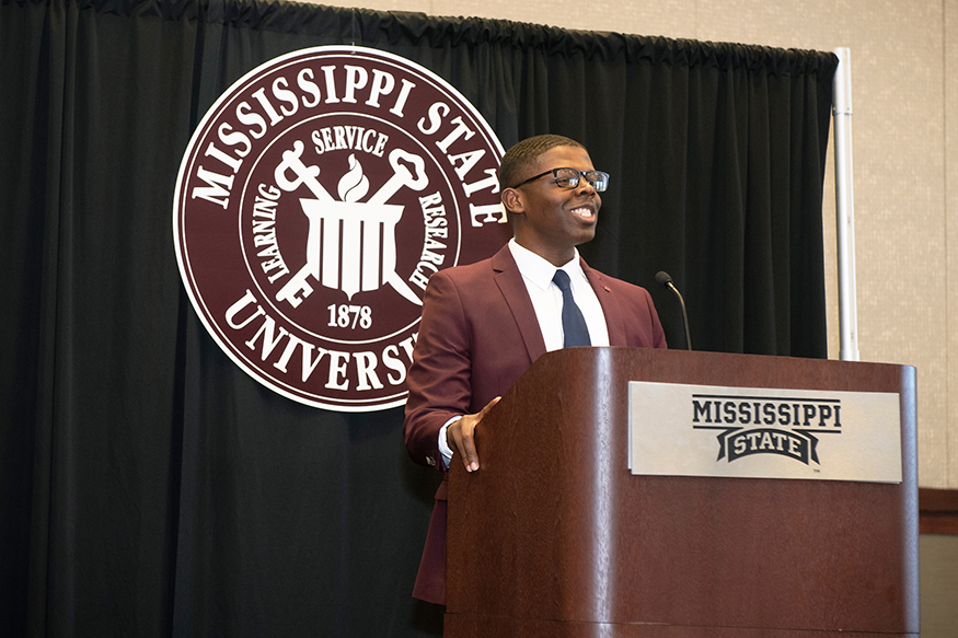 Quantez D. Perkins, a senior biochemistry/pre-pharmacy major from Jackson, is among the graduating seniors who discussed the lifelong impact of Mississippi State’s Promise Program during a recent campus ceremony. (Photo by Beth Wynn)
