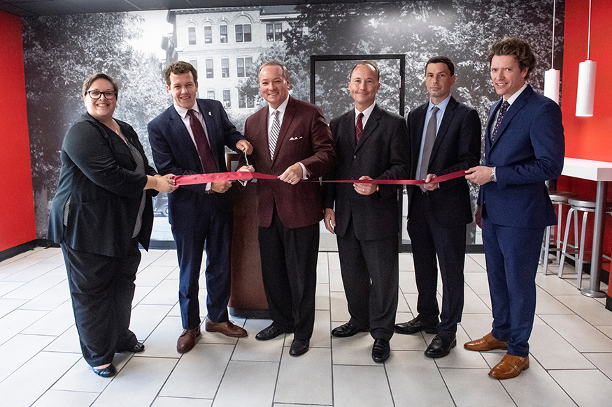 Steak 'n Shake ribbon cutting