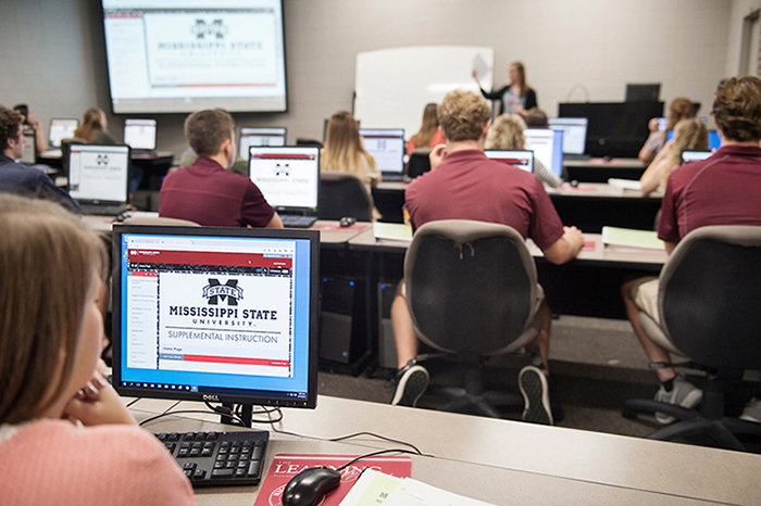 Student leaders of Mississippi State’s supplemental instruction program undergo training in an Allen Hall computer lab prior to the fall semester. A joint effort between the Center for Student Success and The Learning Center, the SI program is among campus initiatives to help students achieve success at Mississippi’s leading university. (Photo by Megan Bean)
