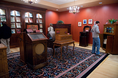 The Charles H. Templeton Sr. Music Museum at MSU’s Mitchell Memorial Library features more than 22,000 pieces of sheet music representing all stages in the development of music reproduction, 200 self-playing musical instruments, 15,000 recordings and musical memorabilia from the 1880s-1930s. 