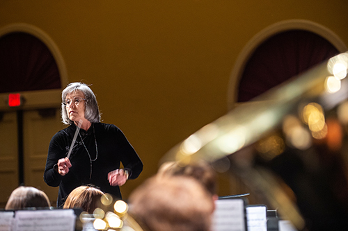 MSU Director of Bands Elva Kaye Lance conducts the university’s Wind Ensemble in concert at Bettersworth Auditorium.