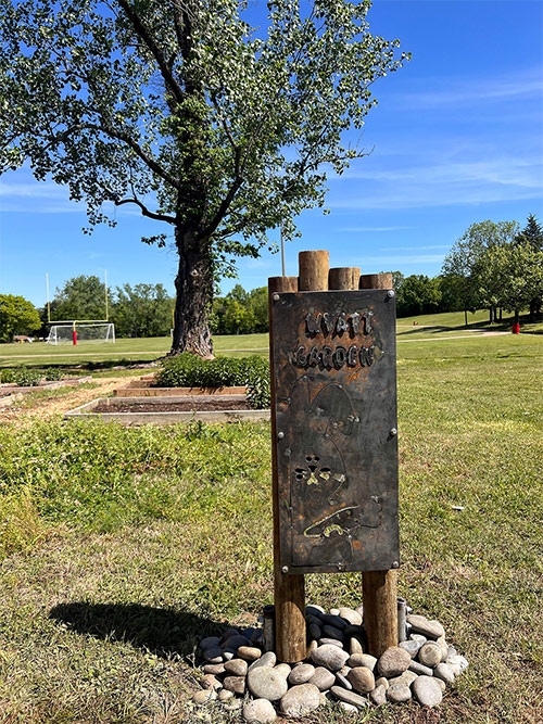 Sign that says Wyatt Garden 