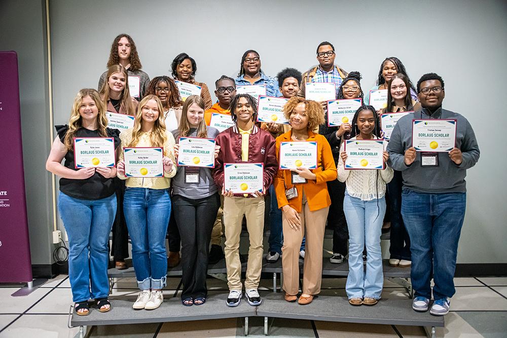 2026 World Food Prize Mississippi Youth Institute’s Borlaug Scholars pose with certificates.