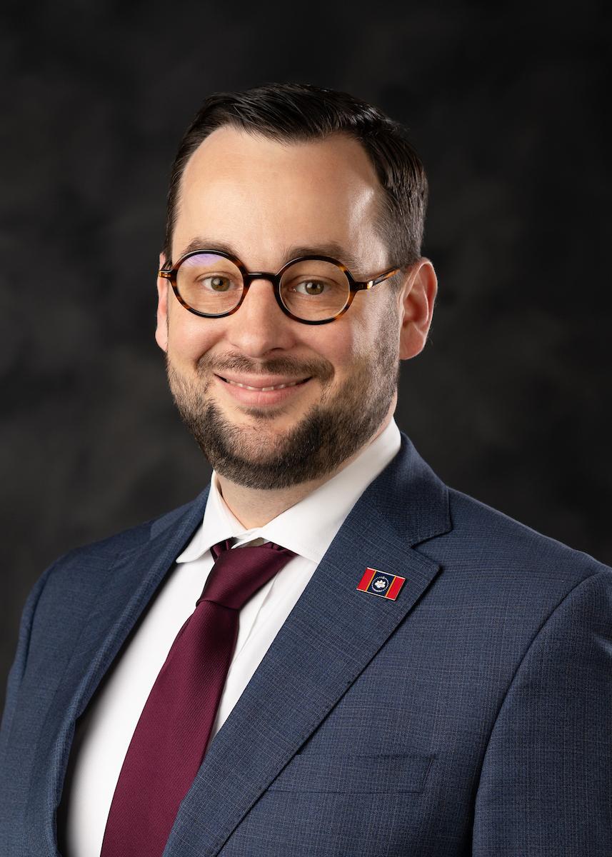 Headshot of David Buys