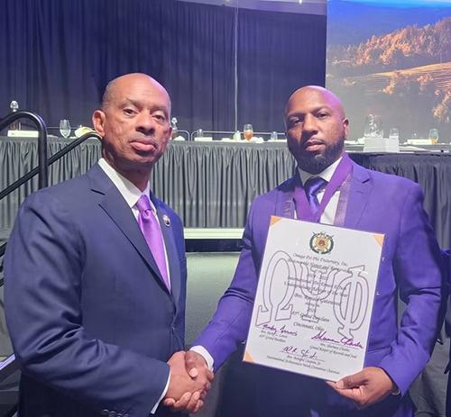 Mississippi State Information Technology Services User Services Director Ronald Gatewood, right, receives the Dr. Ernest E. Just Undergraduate Chapter Advisor of the Year Award, a prestigious accolade given by Omega Psi Phi Fraternity, during its most recent conclave in Cincinnati, Ohio.